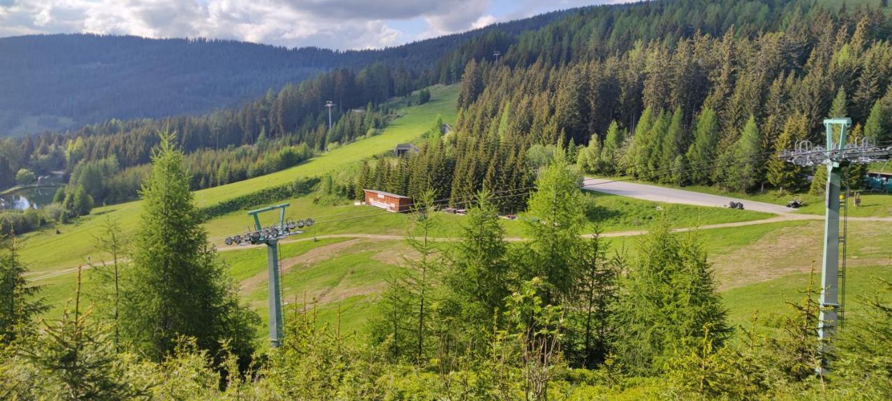 Familien-Garten-Suite Kanzelhoehe Gerlitzen - Gerlitzenurlaub At Kanzelhohe エクステリア 写真