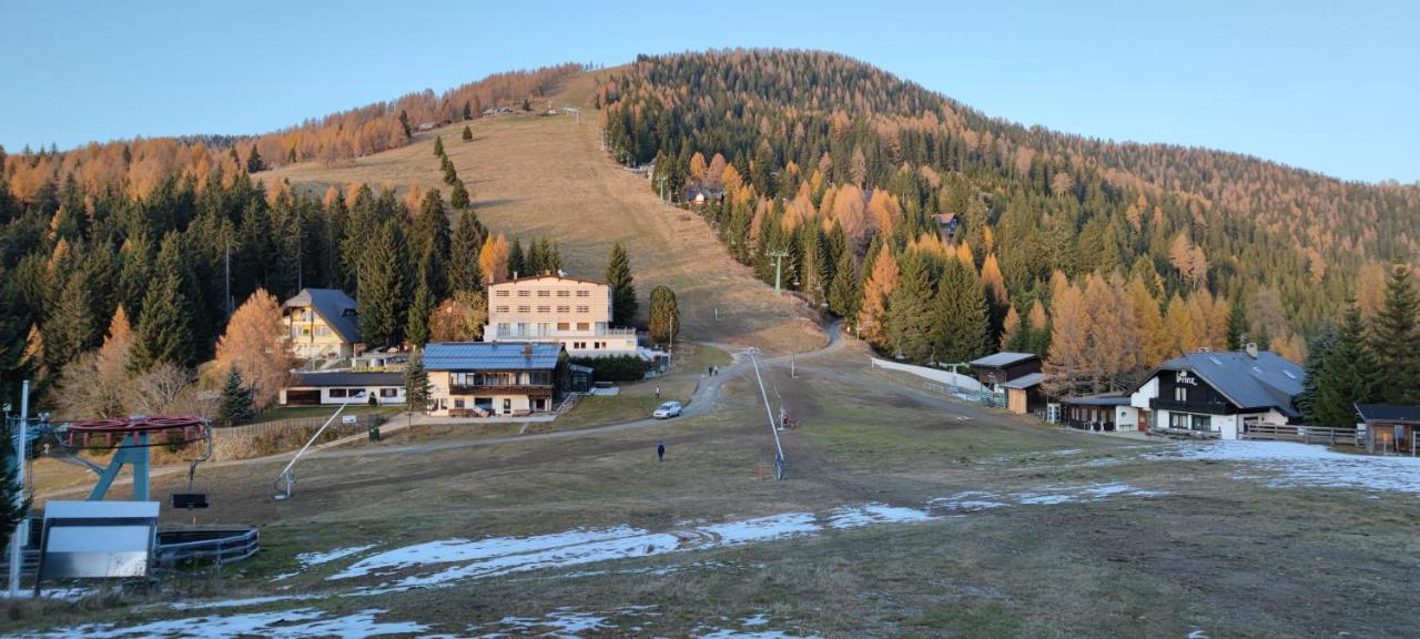 Familien-Garten-Suite Kanzelhoehe Gerlitzen - Gerlitzenurlaub At Kanzelhohe エクステリア 写真