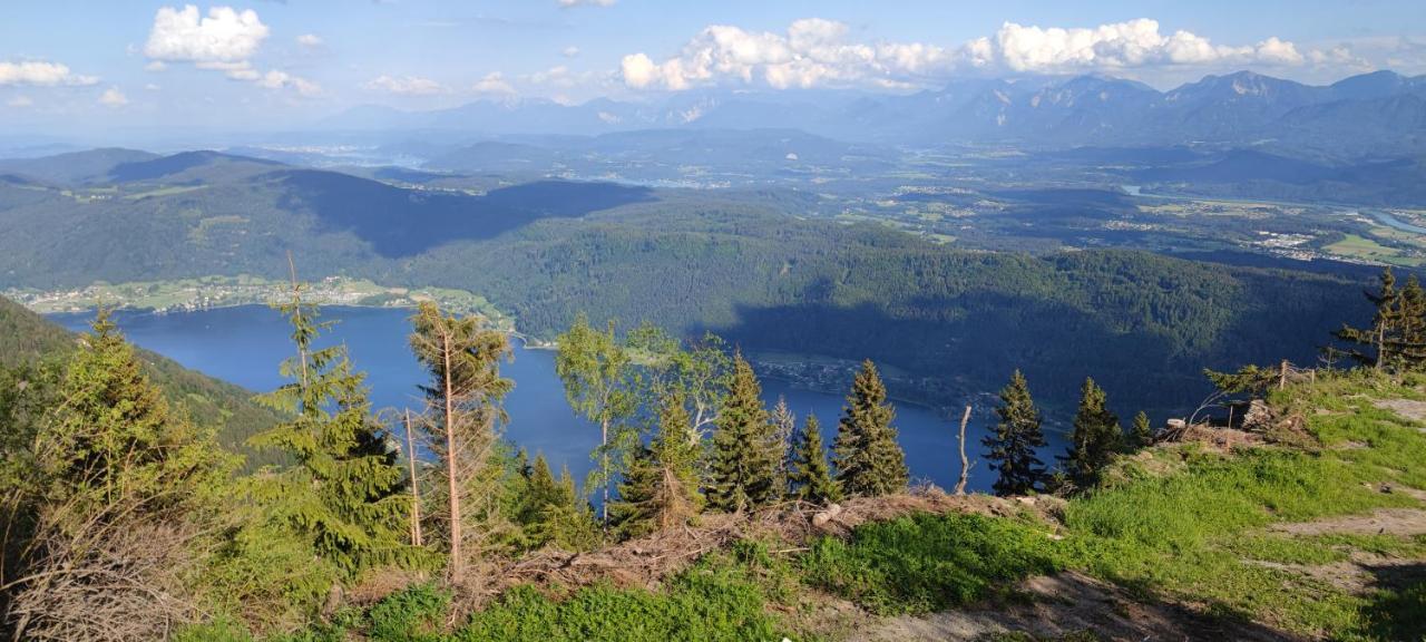 Familien-Garten-Suite Kanzelhoehe Gerlitzen - Gerlitzenurlaub At Kanzelhohe エクステリア 写真